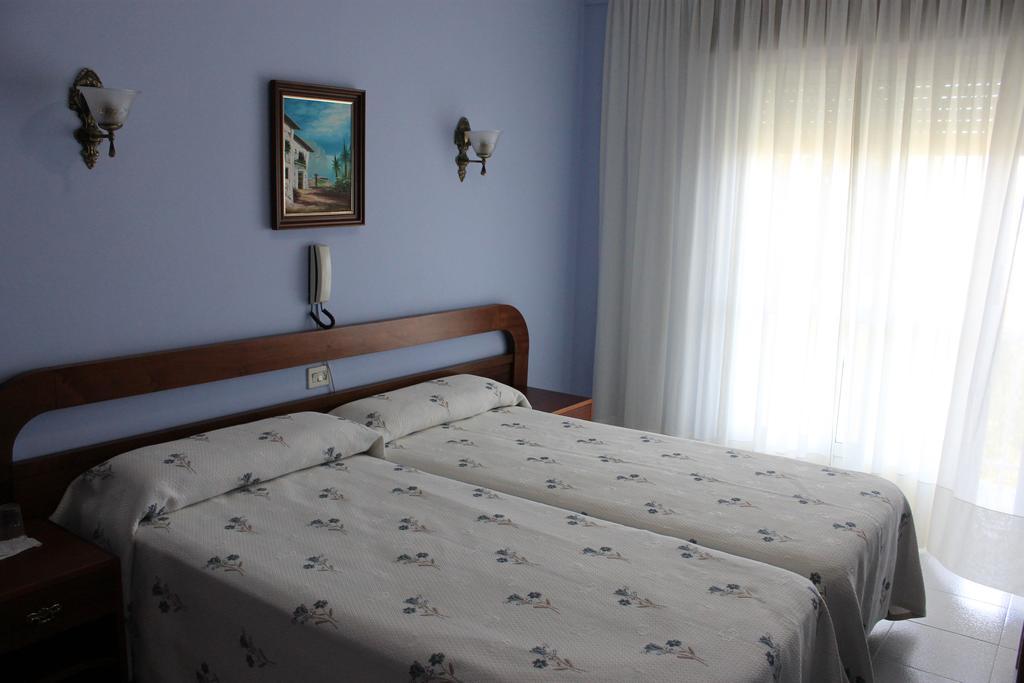 Hotel Arco Iris Vilanova de Arousa Habitación foto